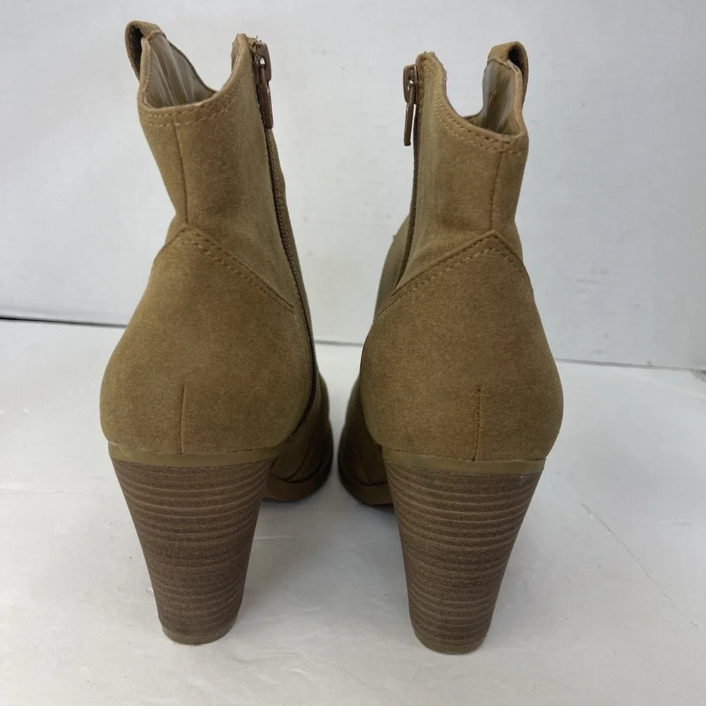 American Eagle Outfitters Women's Boots / Heels Brown 10M - Picture 3 of 13
